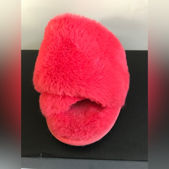 Sorel Neon Pink Fuzzy Mail Run Slippers Machine Washable Size 8 GUC/EUC With Box - Picture 11 of 15